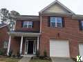 Photo 3 bd, 2.5 ba, 1900 sqft Townhome for rent - Holly Springs, North Carolina