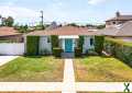 Photo 2 bd, 1 ba, 876 sqft Home for sale - Long Beach, California