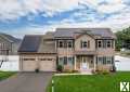 Photo 5 bd, 3 ba, 2459 sqft Home for sale - Springfield, Massachusetts