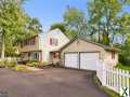 Photo 4 bd, 3 ba, 2571 sqft Home for sale - Franconia, Virginia