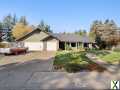 Photo 4 bd, 3 ba, 2119 sqft Home for sale - Laguna, California