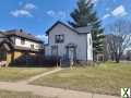 Photo 4 bd, 1 ba, 1000 sqft Home for rent - Eau Claire, Wisconsin