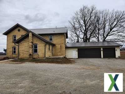 Photo 3 bd, 1 ba, 2000 sqft House for rent - Watertown, Wisconsin