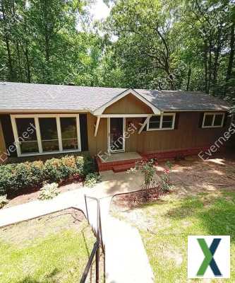 Photo 3 bd, 2.5 ba, 1510 sqft House for rent - Vestavia Hills, Alabama