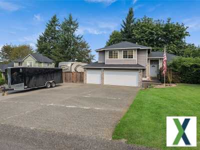 Photo 3 bd, 3 ba, 2102 sqft Home for sale - Bonney Lake, Washington