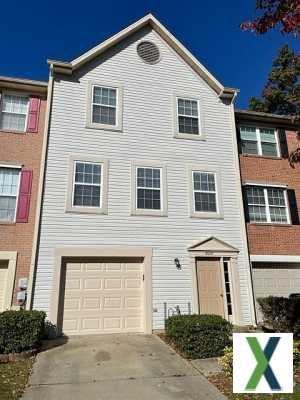 Photo 4 bd, 2.5 ba, 2420 sqft Townhome for rent - Waldorf, Maryland