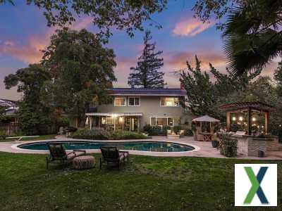 Photo 5 bd, 3 ba, 2479 sqft Home for sale - Saratoga, California