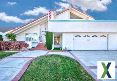Photo 5 bd, 3 ba, 2017 sqft House for sale - Cypress, California