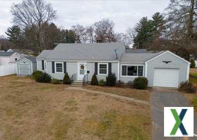 Photo 3 bd, 1 ba, 1488 sqft Home for sale - Westfield, Massachusetts