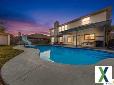 Photo 4 bd, 3 ba, 2377 sqft Home for sale - Harker Heights, Texas