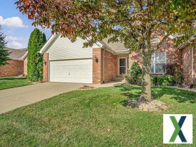Photo 3 bd, 3 ba, 1730 sqft Home for sale - Fairview Heights, Illinois