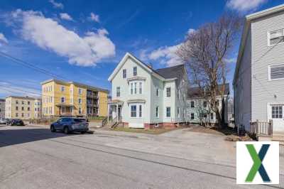 Photo 6 bd, 5264 sqft Home for sale - Lewiston, Maine
