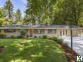 Photo 3 bd, 2 ba, 1584 sqft Home for sale - Lake Oswego, Oregon