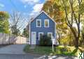 Photo 2 bd, 2 ba, 1110 sqft Home for sale - Stoneham, Massachusetts
