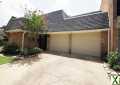 Photo 3 bd, 2.5 ba, 1928 sqft Townhome for rent - Bellaire, Texas