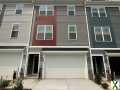 Photo 3 bd, 3.5 ba, 2476 sqft Townhome for rent - Severn, Maryland