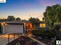 Photo 5 bd, 3 ba, 2394 sqft Home for sale - El Cerrito, California