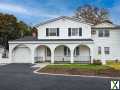 Photo 6 bd, 3 ba, 2778 sqft Home for sale - Central Islip, New York