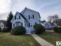 Photo 4 bd, 2 ba, 1456 sqft Home for sale - Quincy, Massachusetts
