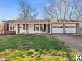 Photo 3 bd, 2 ba, 912 sqft Home for sale - Hazelwood, Missouri