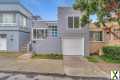 Photo 1 bd, 2 ba, 940 sqft Home for sale - Daly City, California
