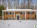 Photo 5 bd, 3 ba, 2800 sqft House for rent - Great Falls, Virginia