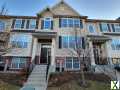 Photo 3 bd, 2.5 ba, 2000 sqft Townhome for rent - South Elgin, Illinois