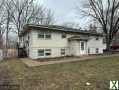 Photo 4 bd, 10 ba, 3835 sqft Home for sale - Maplewood, Minnesota