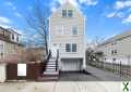 Photo 5 bd, 3 ba, 1899 sqft Townhome for sale - Somerville, Massachusetts