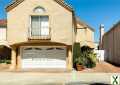 Photo 3 bd, 3 ba, 1774 sqft Home for sale - Bellflower, California