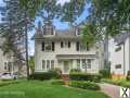 Photo 5 bd, 4 ba, 2596 sqft Home for sale - Wilmette, Illinois