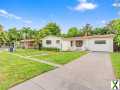 Photo 5 bd, 2 ba, 1319 sqft Home for sale - Golden Glades, Florida