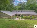 Photo 5 bd, 3 ba, 3318 sqft Home for sale - Asheville, North Carolina