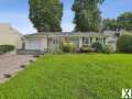 Photo 4 bd, 2 ba, 1586 sqft Home for sale - Colonia, New Jersey
