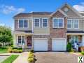 Photo 3 bd, 3 ba, 1429 sqft Townhome for sale - Massapequa, New York