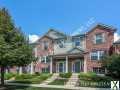 Photo 3 bd, 3 ba, 2000 sqft Townhome for rent - South Elgin, Illinois