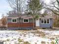 Photo 4 bd, 3 ba, 1168 sqft Home for sale - Annandale, Virginia