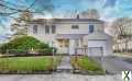 Photo 3 bd, 6 ba, 2692 sqft Home for sale - Stoneham, Massachusetts