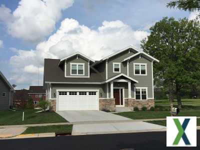 Photo 4 bd, 2.5 ba, 2686 sqft House for rent - Fitchburg, Wisconsin
