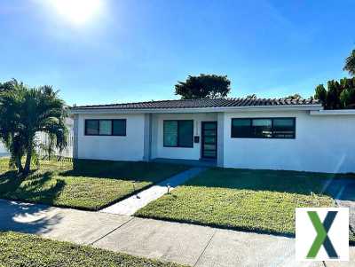 Photo 3 bd, 2 ba, 1694 sqft House for rent - Ojus, Florida