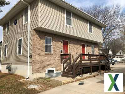 Photo 3 bd, 2 ba, 878 sqft Townhome for rent - Macomb, Illinois