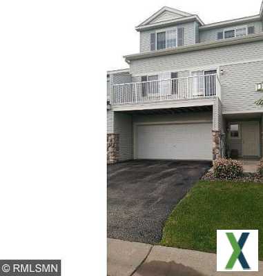 Photo 3 bd, 2 ba, 1600 sqft Townhome for rent - Cottage Grove, Minnesota