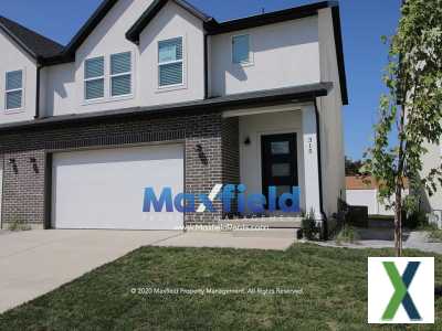 Photo 4 bd, 3 ba, 2550 sqft House for rent - North Salt Lake, Utah