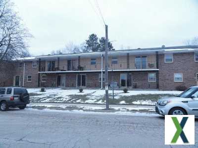 Photo 2 bd, 1.5 ba, 800 sqft Apartment for rent - West Bend, Wisconsin