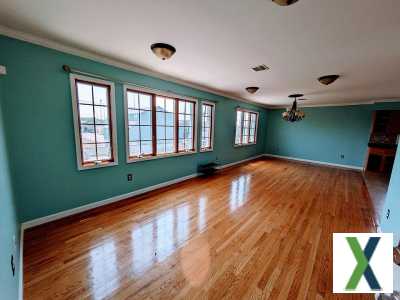 Photo 3 bd, 2 ba, 1200 sqft House for rent - Kearny, New Jersey