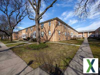 Photo 2 bd, 1 ba, 833 sqft Apartment for rent - Belleville, New Jersey