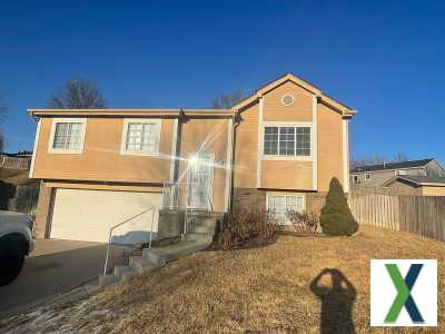 Photo 3 bd, 2 ba, 1979 sqft House for rent - Papillion, Nebraska