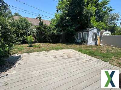 Photo 5 bd, 2 ba, 1534 sqft House for rent - Westbury, New York