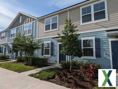 Photo 2 bd, 2.5 ba, 1109 sqft Townhome for rent - Lakeside, Florida