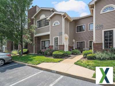 Photo 2 bd, 2 ba, 1385 sqft Condo for rent - Creve Coeur, Missouri